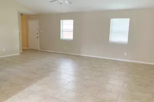 2334 Marble Falls Dr, Spring, TX 77373 - Photo 2