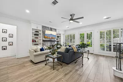 2926 Quincannon Lane, Houston, TX 77043 - Photo 10