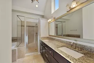 1820 Dennis St, Houston, TX 77004 - Photo 14