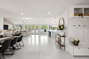 8800 Brae Acres Rd, Houston, TX 77074 - Photo 4