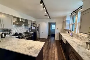 233 N 7th St, Beaumont, TX 77702 - Photo 14