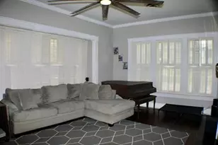 233 N 7th St, Beaumont, TX 77702 - Photo 6