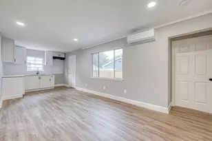 6715 Victoria St, Houston, TX 77020 - Photo 10