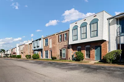 7700 Creekbend Drive #30, Houston, TX 77071 - Photo 1