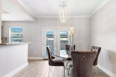 7700 Creekbend Drive #30, Houston, TX 77071 - Photo 8