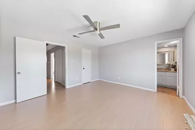 7700 Creekbend Drive #30, Houston, TX 77071 - Photo 20