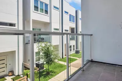2114 Engelmohr Street #A, Houston, TX 77054 - Photo 10