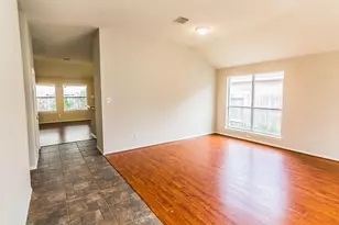 20006 Upland Creek Dr, Katy, TX 77449 - Photo 2