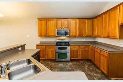 20006 Upland Creek Drive, Katy, TX 77449 - Photo 4