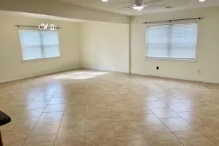 10055 Westview Dr, Houston, TX 77055 - Photo 6