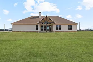 1819 Rymal Ranch Rd, Alvin, TX 77511 - Photo 2