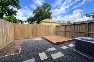 3923 Yale St, Houston, TX 77018 - Photo 18