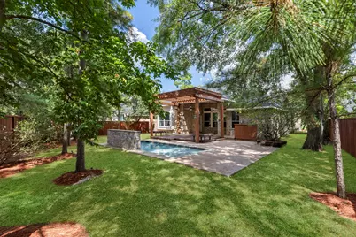 70 N Rocky Point Circle, The Woodlands, TX 77389 - Photo 2