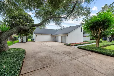 4815 Diamond Springs Drive, Missouri City, TX 77459 - Photo 38