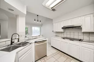 3611 Bee Bayou Ln, Sugar Land, TX 77479 - Photo 14