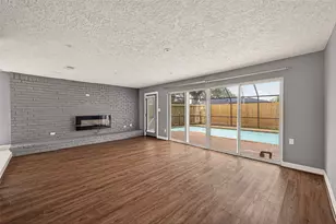 2130 Round Lake Dr, Houston, TX 77077 - Photo 8