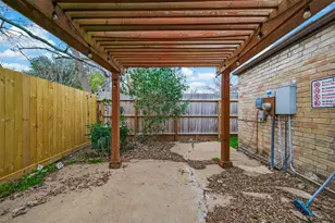 2130 Round Lake Dr, Houston, TX 77077 - Photo 36