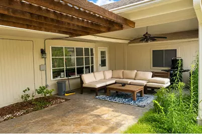 423 Woodvine Drive, El Lago, TX 77586 - Photo 2