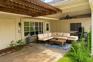 423 Woodvine Dr, El Lago, TX 77586 - Photo 2