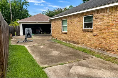423 Woodvine Drive, El Lago, TX 77586 - Photo 28