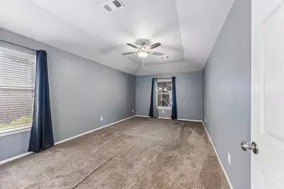 802 W Sealy Street, Alvin, TX 77511 - Photo 10