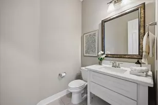 1516 Dyer Lake Ln, Houston, TX 77008 - Photo 30