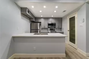 11711 Memorial Dr, Houston, TX 77024 - Photo 14
