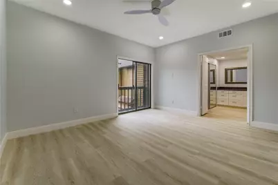 11711 Memorial Drive #534, Houston, TX 77024 - Photo 26