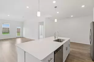 18428 Lndg Mdws Ln, New Caney, TX 77357 - Photo 14