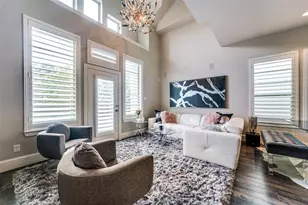 423 T C Jester Blvd, Houston, TX 77007 - Photo 18