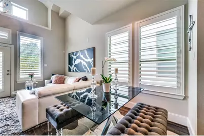 423 T C Jester Boulevard, Houston, TX 77007 - Photo 16