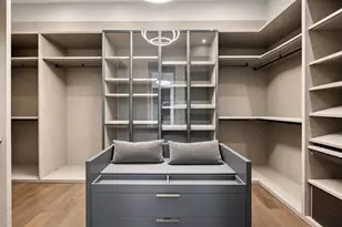 2302 Suffolk Dr, Houston, TX 77027 - Photo 16
