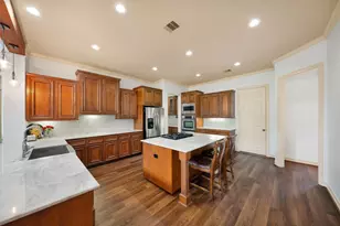 12314 Bend Creek Ln, Pearland, TX 77584 - Photo 10