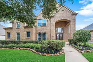 12314 Bend Creek Ln, Pearland, TX 77584 - Photo 2