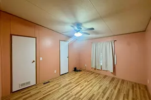 127 County Rd 4109, Bronson, TX 75930 - Photo 16