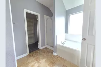 12015 Rosecroft Drive, Houston, TX 77048 - Photo 12