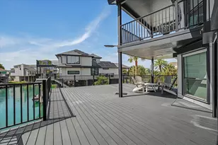 1047 & 1027 Long Reach Dr, Tiki Island, TX 77554 - Photo 44