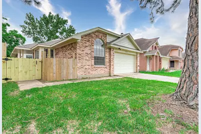 103 Avocado Street, Lake Jackson, TX 77566 - Photo 2