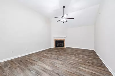 103 Avocado Street, Lake Jackson, TX 77566 - Photo 6