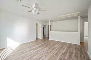 29115 Foxingham Cir, Spring, TX 77386 - Photo 12