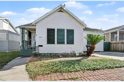 4921 Alamo Drive, Galveston, TX 77551 - Photo 1