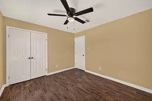 12818 Huntington Field Dr, Houston, TX 77099 - Photo 18