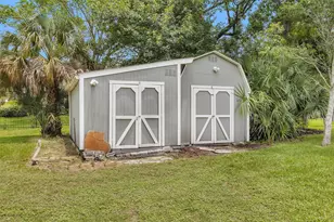9726 Crestwater Cir, Magnolia, TX 77354 - Photo 44