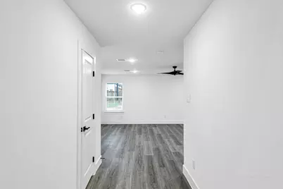 1025 20th Street, Hempstead, TX 77445 - Photo 4