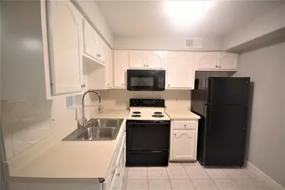 13115 Highway 6 #1, Arcola, TX 77583 - Photo 10