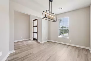 6107 Golden Plover Ln, Pearland, TX 77584 - Photo 2