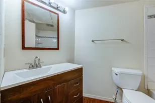 10811 Richmond Ave, Houston, TX 77042 - Photo 12