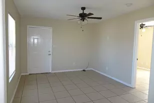 8149 Easton St, Houston, TX 77017 - Photo 14