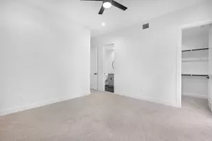 8203 Moon Beam St, Houston, TX 77088 - Photo 12
