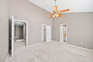 7716 Challie Ln, Houston, TX 77088 - Photo 16